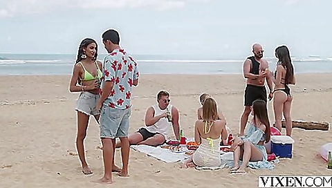 Shower worlds for a big ass