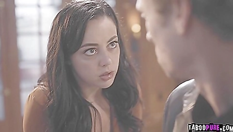 Myoung babe with a sexy ass and bars