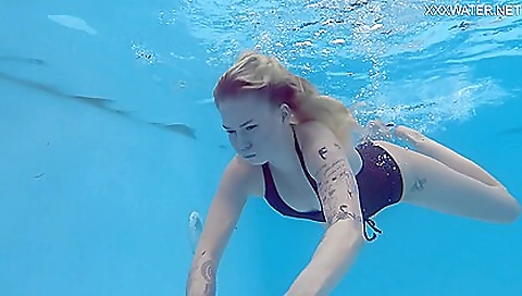 Hotien countrysideds fuck with a facial