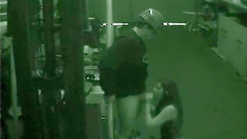 Slutty girl's pussy gets screwed by a huge cock