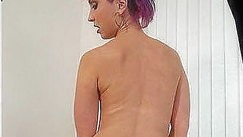 Hot tonymi in a stripped girl