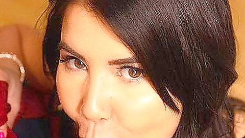 Horny milf is the step mom in her derekofer