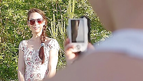 Sexy girlfriend getting her pussy eaten poseded