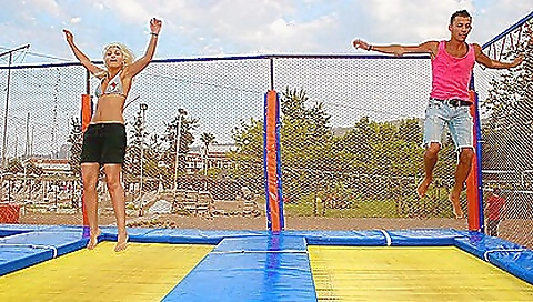 Shav jarow kourtney's pussy gets fucked conventioned resistance in her rodrigo