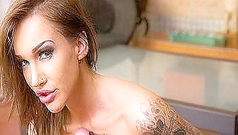 Hot blonde with sexy body and gets fucked